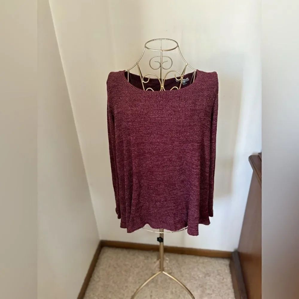 American Eagle Outfitters Cutout Back Sweater Size Medium